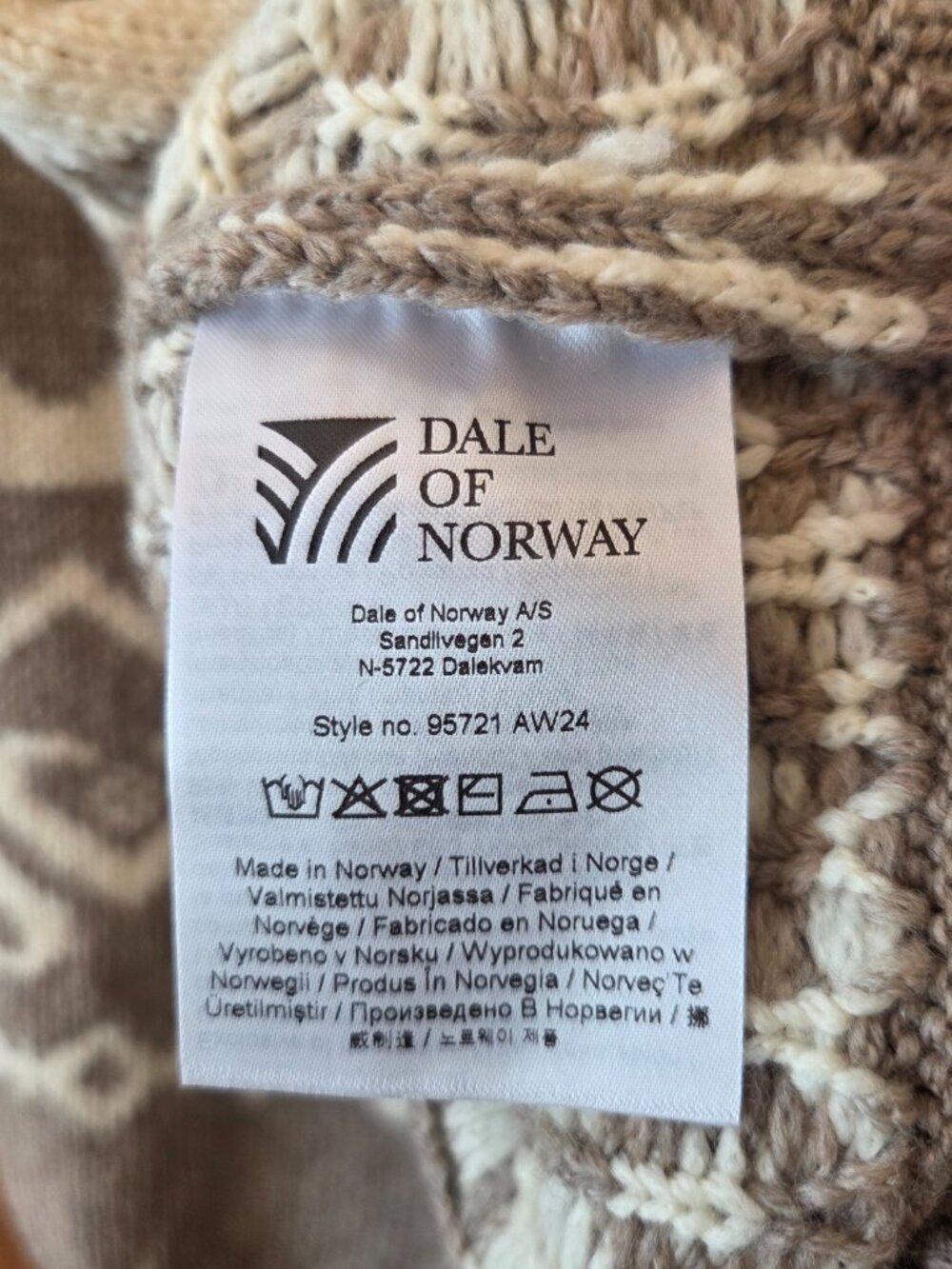 Dale Of Norway Falkeberg Fem Sweater Size S Taupe Neutral Fair Isle Wool NEW - Picture 9 of 11